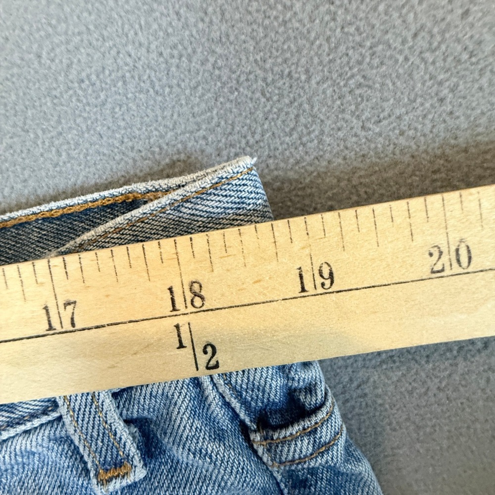 Levi's Relaxed Straight Leg Jeans Mens 40x32 Light Wash Distressed 550 Thrashed - Picture 12 of 16